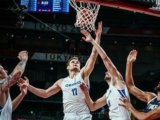 Tokiem se nesla vítězná Marseillaisa. Čeští basketbalisté druhý zápas prohráli