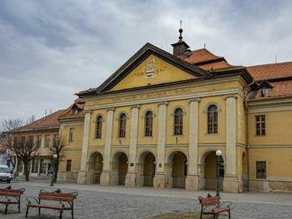 Vo vežičke kežmarskej Reduty našli historický odkaz vo fľaši