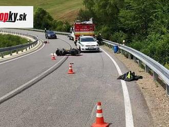 FOTO Tragická dopravná nehoda: Pri Malej Poľane havaroval motorkár z Košíc