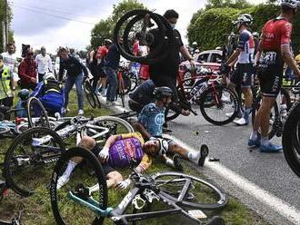 Žena, ktorá spôsobila vážny pád na Tour de France: Prvýkrát prehovorila po incidente!