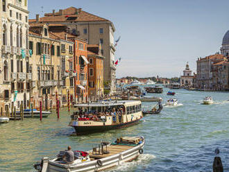 Dovolenka v talianskych Benátkach v hoteli A&O Hotels Venice Mestre s raňajkami.