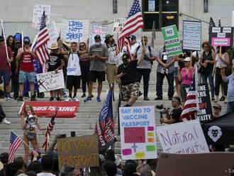 Muža v Los Angeles dobodali počas bitky na proteste proti opatreniam