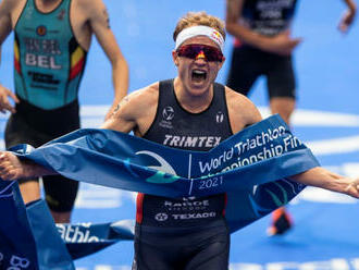 Blummenfelt a Duffyová sa stali majstrami sveta v triatlone