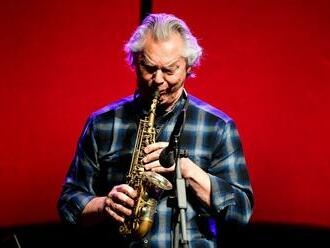 První koncert ve Foru Karlín od pandemie: Jan Garbarek hrál krásně, skoro kýčovitě