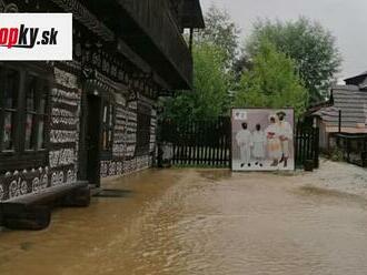 Slovensko zasiahli mimoriadne silné búrky: VIDEO Z rozsahu škôd mrazí, viaceré obce zaplavilo