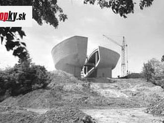 Pamätník SNP patrí k dominantám Banskej Bystrice, unikátne RETRO foto výstavby