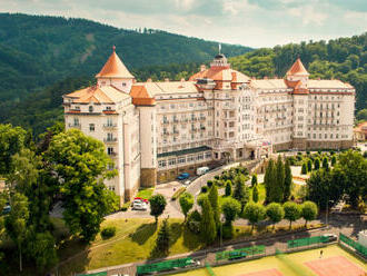 Karlove Vary: Luxusný Hotel Imperial ***** s neobmedzeným wellness, 3 procedúrami, kávou a polpenziou.