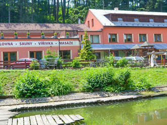 Biele Karpaty: Hotel Filipov *** s polpenziou, neobmedzeným wellness a fitness.