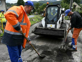 Dvojica ciest tretej triedy na hornom Turci prejde obnovou