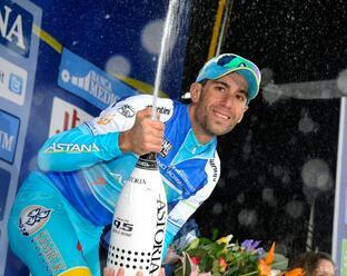 Nibali sa vracia do Astany