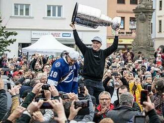 Stanley Cup ve Frýdku-Místku. Už jsem nevěřil, řekl Palát. Lidé přijeli i z Čech