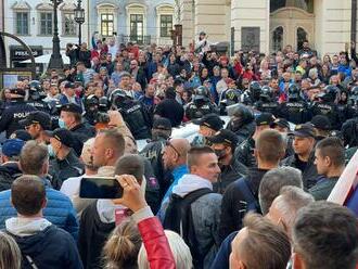 Protestné zhromaždenia v Košiciach sa zatiaľ zaobišli bez vážnejších incidentov