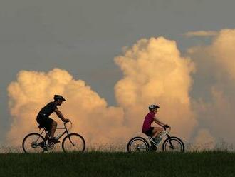 Väčšej bezpečnosti sa cyklisti zatiaľ nedočkajú