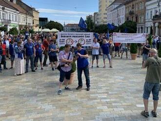 Pokoj v U.S. Steel Košice. Dohodli sa na platoch