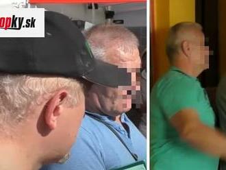 VIDEO Antivaxeri na severe udreli: Chceli zakročiť proti stánku, kde sa očkovalo, na miestach bola aj polícia