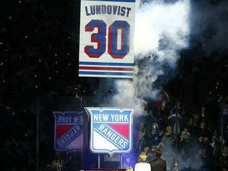 Rangers vyvesili Lundqvistov dres. Gratuloval mu aj Gáborík