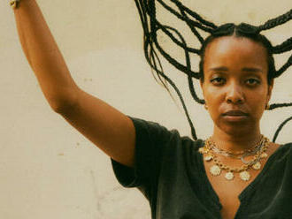 AUDIO: Jamila Woods se v singlu 