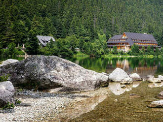 Pobyt v Horskom Hoteli Popradské Pleso hneď pri jazere pre jednotlivcov, páry aj rodiny