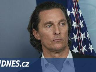 Jako teenager jsem byl sexuálně zneužit mužem, přiznal herec McConaughey