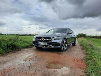 Test Mercedes-Benz C 220 d All-Terrain pohledem ženy: Nenápadnost, která jde ruku v ruce s praktičností