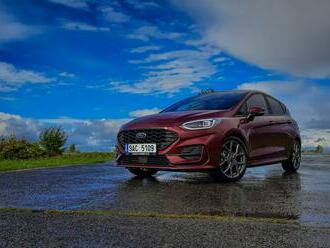 Test Ford Fiesta 1.0 EcoBoost Hybrid pohedem ženy: Když si malej a pořád šikovnej