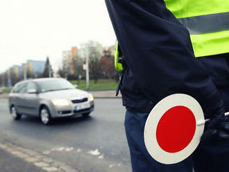 Polícia chystá na vodičov nový bič: vodičák na bodovací systém, na nule vám ho vezmú