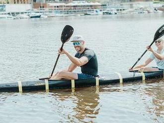 Vodácký maraton s partnerkou v lodi. Snad se neporafáme jak psi, přeje si Dostál