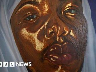 British Nigerian artist Dylema paints African women using gold