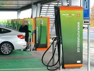 ČEZ rozjíždí výstavbu ultrarychlých dobíjecích stanic pro elektromobily