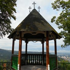 Procházka s výhledy na Karlovy Vary