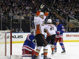 Je to tam! Dvojbodový Regenda žiaril v slávnej Madison Square Garden