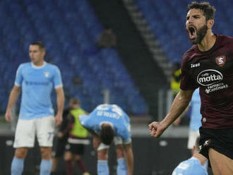 Salernitana s Gyömbérom prekvapila Lazio. Slovák sa v úvode zranil