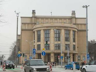 Univerzita Komenského výučbu nepreruší, zostáva však v pohotovosti