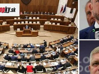 PRIESKUM Prekážala by im spolupráca s Republikou? Voliči poslali Pellegrinimu aj Ficovi jasný odkaz