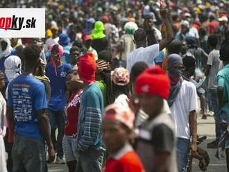 Na protivládnych protestoch na Haiti sa zúčastnili tisíce ľudí