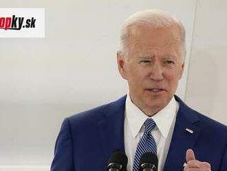 Joe Biden je ohromený iránskymi protestmi v súvislosti s Amíníovej smrťou