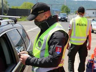 Policajti sprísnia kontroly na cestách. Vieme, na čo sa od novembra zamerajú