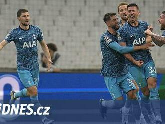 V Lize mistrů pokračuje Tottenham i Frankfurt, poháry si zahraje také Leverkusen