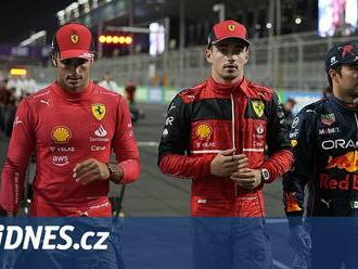 Déjà vu: Abu Zabí opět po roce rozhodne. Tentokrát bojuje Red Bull s Ferrari