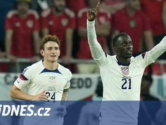 Tati, já to dokázal! Jak se Weah dočkal gólu na velkém mistrovství. Jenže za Ameriku