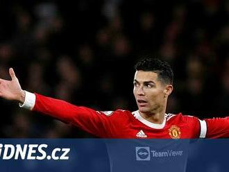 Trpké loučení. Ronaldo končí v United, klub se s ním dohodl na rozvázání smlouvy