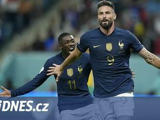 Francie - Austrálie 4:1, favorit otočil v prvním poločase, Giroud přispěl dvakrát