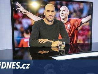 Fotbalisté chtějí hlavně hrát, ne řešit politiku, řekl Koller v Rozstřelu