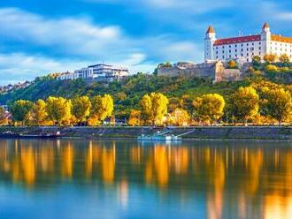 Bratislava: pobyt v zámockom Hoteli Agatka **** s bazénom s polpenziou.