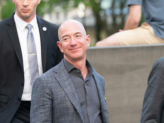 Jeff Bezos věnuje většinu peněz na charitu a boj proti globálním změnám klimatu