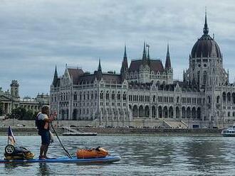 Na paddleboardu po Dunaji. Jak jsem vyplul za perlami Marie Terezie do Budapešti