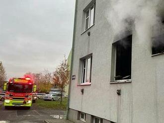 V Ostravě shořel byt, jedno dítě skončilo v nemocnici, příčina se šetří