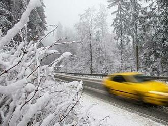 V noci na pondělí se v Česku může tvořit ledovka, varují meteorologové