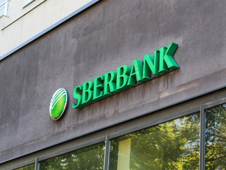 Klienti Sberbank CZ dostanou zpět úplně všechny své úspory, do posledního haléře, a na své si přijde i Kraj Vysočina. To vše za peníze České spořitelny