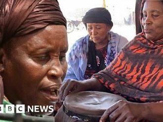 Niger: Tendé, an instrument played only by Tuareg women